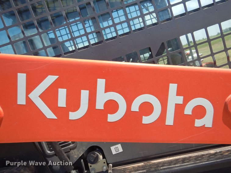 image for item KI9219 2021 Kubota SVL75-2  tracked skid steer loader