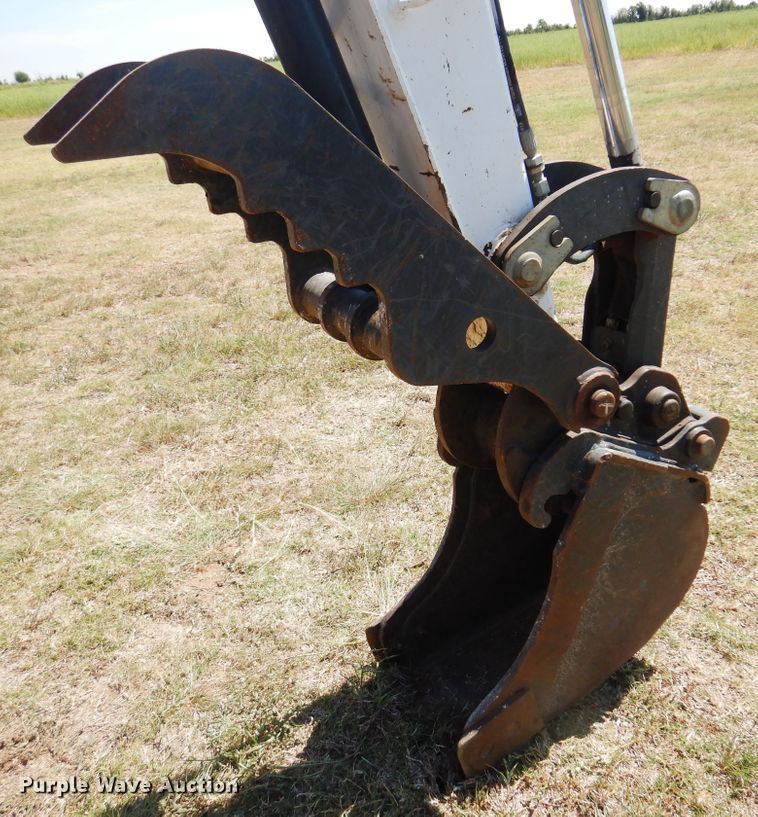 image for item KI9224 2016 Bobcat E35  mini excavator