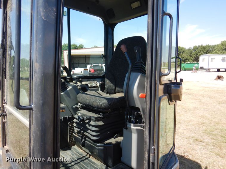 image for item KI9224 2016 Bobcat E35  mini excavator