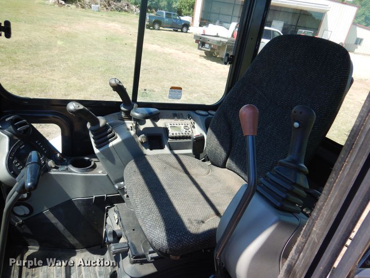 image for item KI9224 2016 Bobcat E35  mini excavator