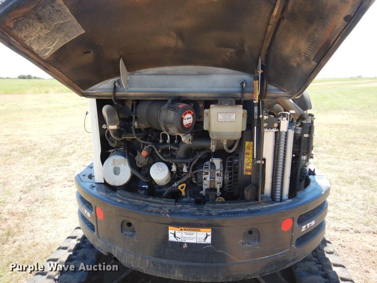 image for item KI9224 2016 Bobcat E35  mini excavator