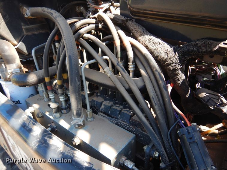 image for item KI9224 2016 Bobcat E35  mini excavator