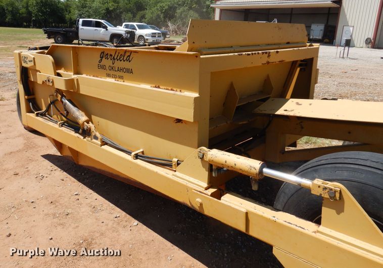 image for item KI9225 Garfield  scraper