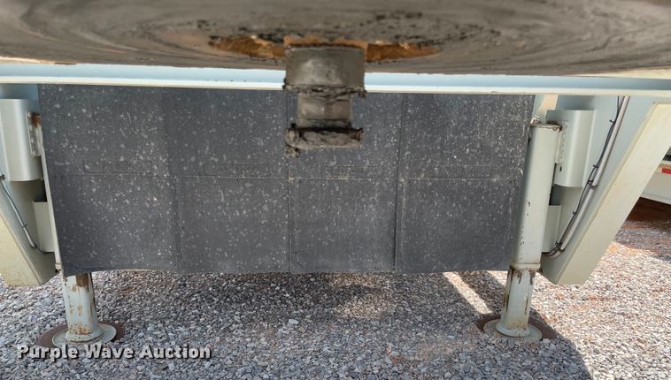 image for item KJ9767 2012 Mertz PS-2500  sand silo trailer