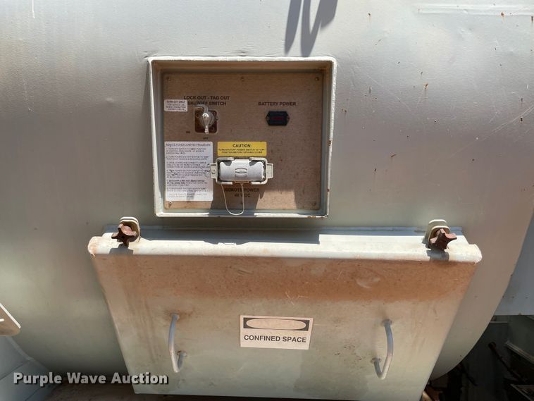 image for item KJ9767 2012 Mertz PS-2500  sand silo trailer