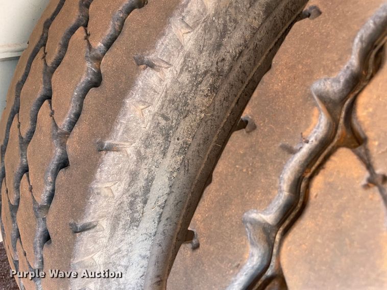 image for item KJ9767 2012 Mertz PS-2500  sand silo trailer