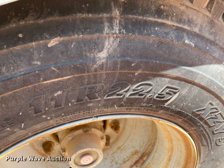 image for item KJ9767 2012 Mertz PS-2500  sand silo trailer