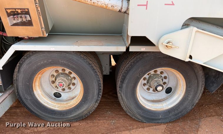 image for item KJ9767 2012 Mertz PS-2500  sand silo trailer