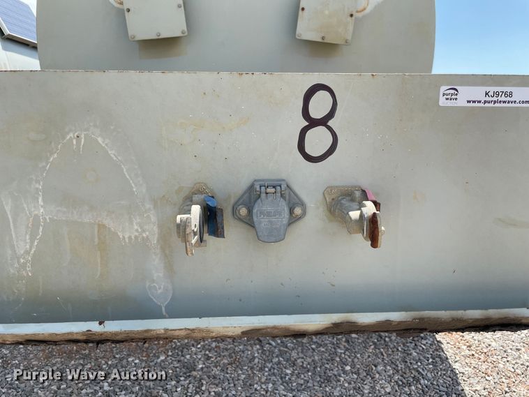 image for item KJ9768 2011 Mertz PS-2500  sand silo trailer