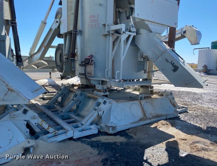 image for item KJ9768 2011 Mertz PS-2500  sand silo trailer