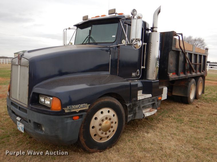 image for item KP9255 1987 Kenworth T600  dump truck