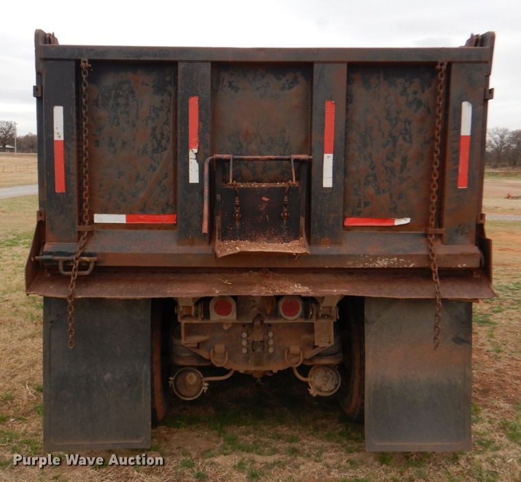 image for item KP9255 1987 Kenworth T600  dump truck