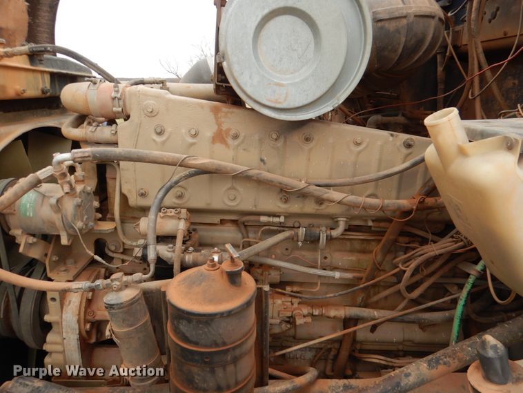 image for item KP9255 1987 Kenworth T600  dump truck