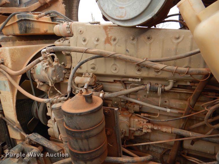 image for item KP9255 1987 Kenworth T600  dump truck