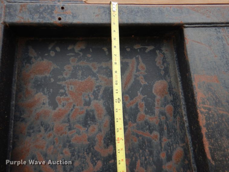 image for item KP9255 1987 Kenworth T600  dump truck