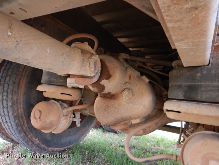 image for item KP9255 1987 Kenworth T600  dump truck