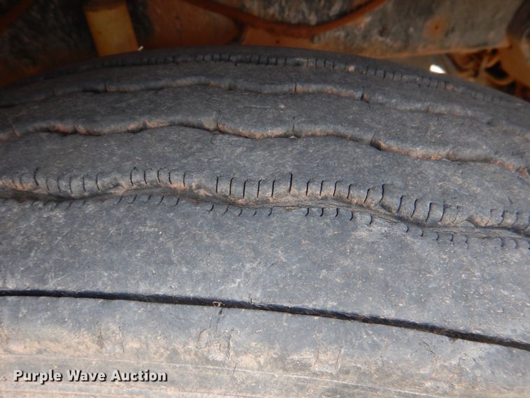 image for item KP9255 1987 Kenworth T600  dump truck