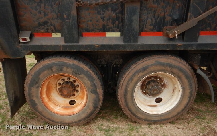 image for item KP9255 1987 Kenworth T600  dump truck