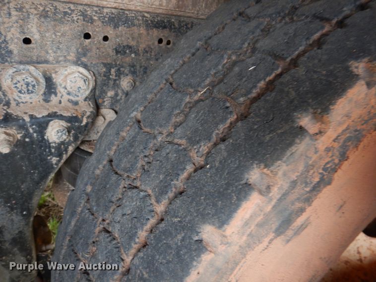 image for item KP9255 1987 Kenworth T600  dump truck