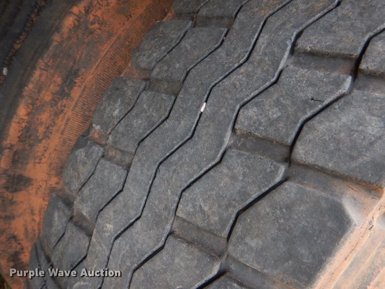 image for item KP9255 1987 Kenworth T600  dump truck