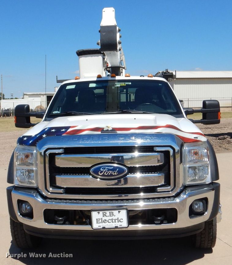 image for item LB9860 2011 Ford F450 Super Duty Lariat  SuperCab Bucket truck