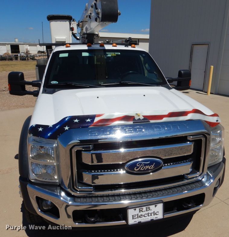 image for item LB9860 2011 Ford F450 Super Duty Lariat  SuperCab Bucket truck