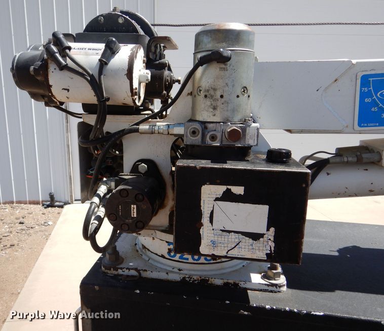 image for item LB9860 2011 Ford F450 Super Duty Lariat  SuperCab Bucket truck