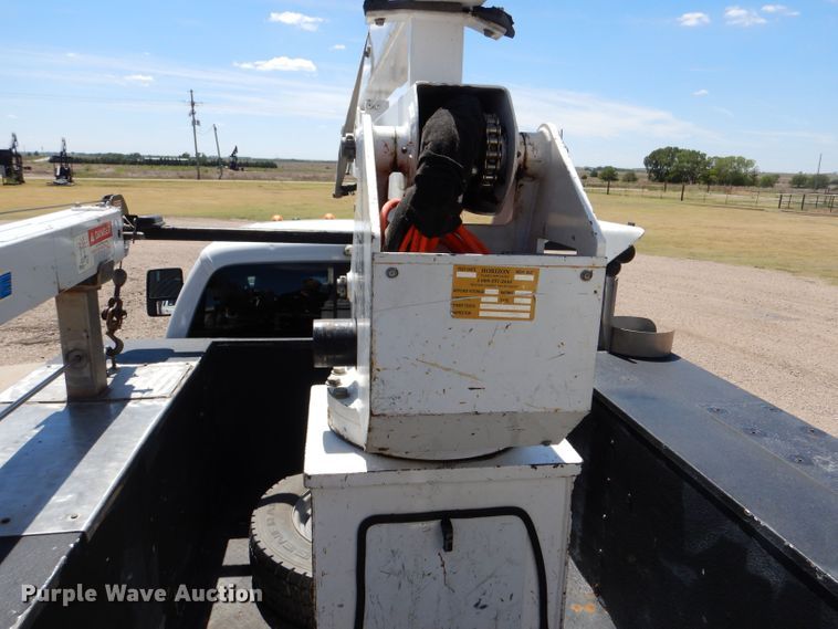 image for item LB9860 2011 Ford F450 Super Duty Lariat  SuperCab Bucket truck