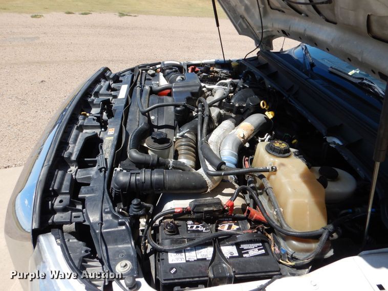 image for item LB9860 2011 Ford F450 Super Duty Lariat  SuperCab Bucket truck