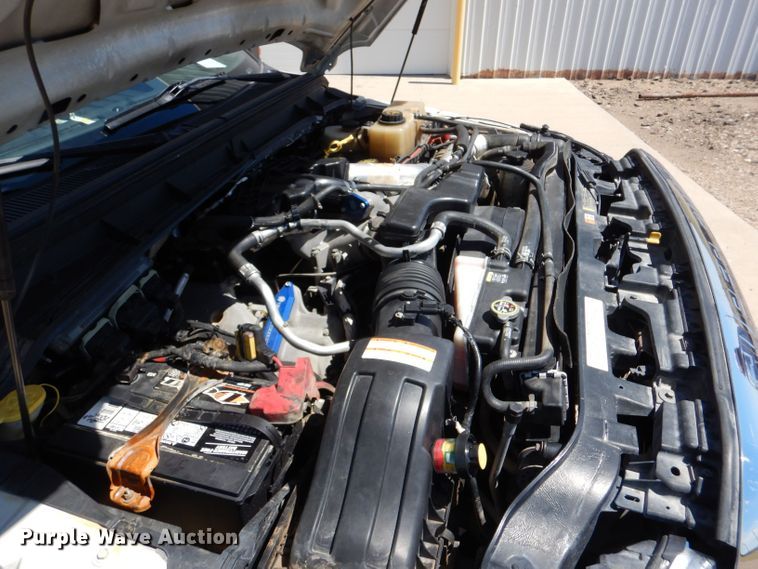 image for item LB9860 2011 Ford F450 Super Duty Lariat  SuperCab Bucket truck