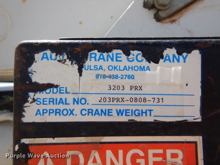 image for item LB9860 2011 Ford F450 Super Duty Lariat  SuperCab Bucket truck