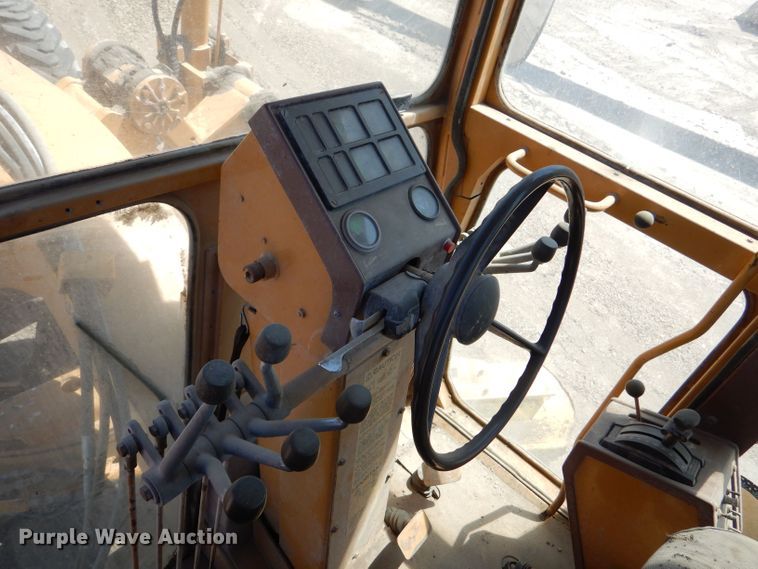 image for item LB9903 1994 Galion 850  motor grader