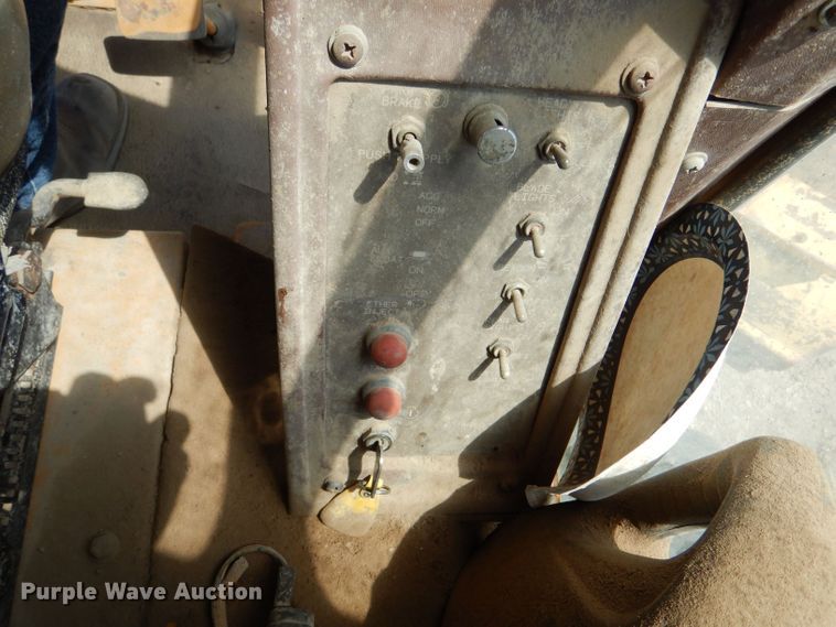 image for item LB9903 1994 Galion 850  motor grader