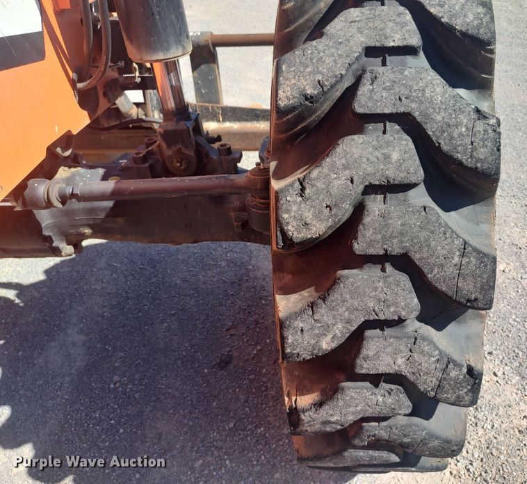 image for item LK9061 2014 SkyTrak 8042  telehandler