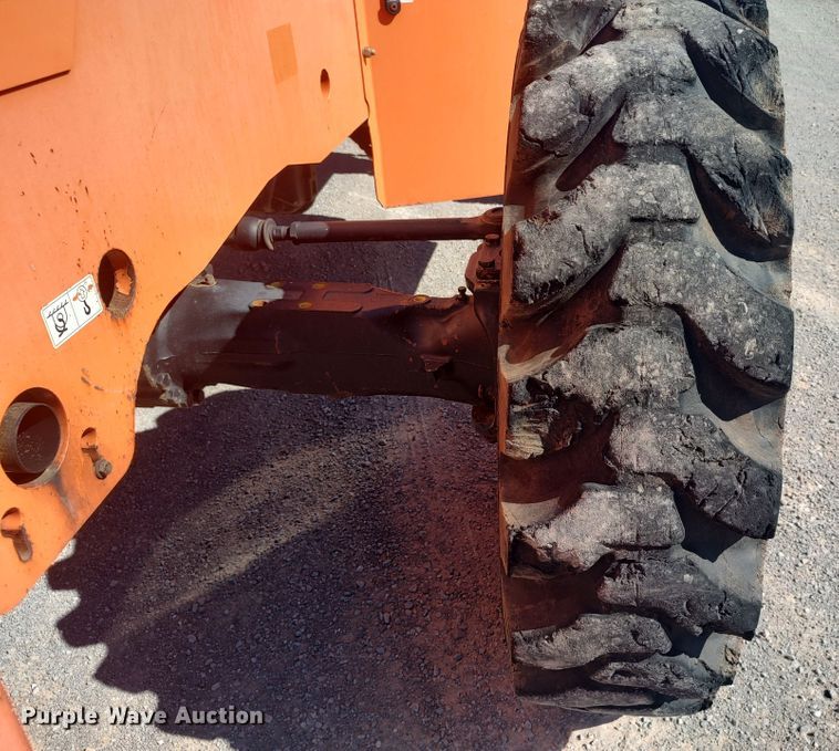 image for item LK9061 2014 SkyTrak 8042  telehandler