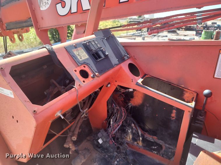 image for item LK9063 SkyTrak 8042  telehandler