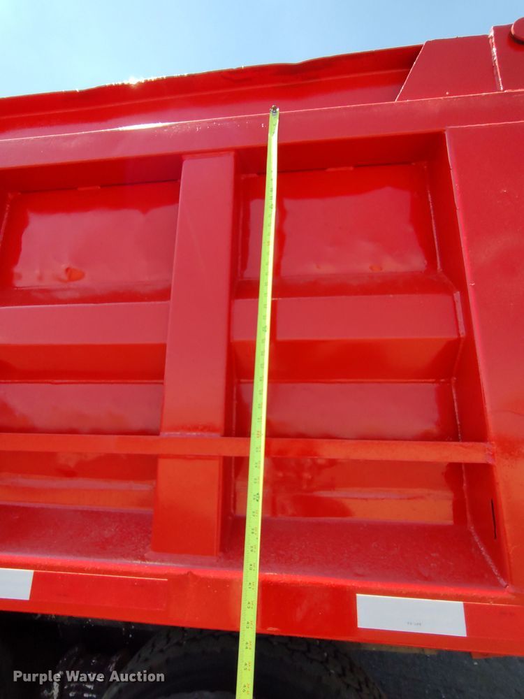 image for item LK9074 1994 Mack DM690S  dump truck