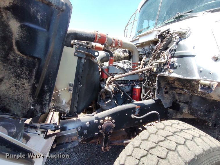 image for item LK9074 1994 Mack DM690S  dump truck