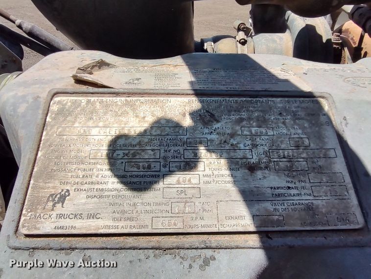 image for item LK9074 1994 Mack DM690S  dump truck