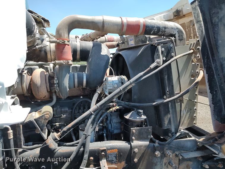 image for item LK9074 1994 Mack DM690S  dump truck