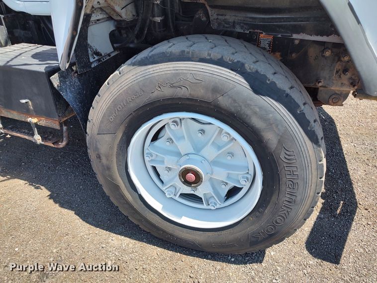 image for item LK9074 1994 Mack DM690S  dump truck