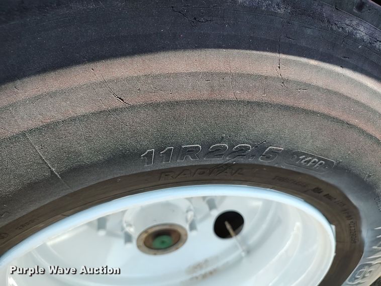 image for item LK9074 1994 Mack DM690S  dump truck