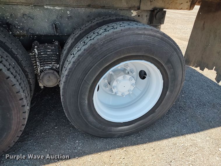 image for item LK9074 1994 Mack DM690S  dump truck