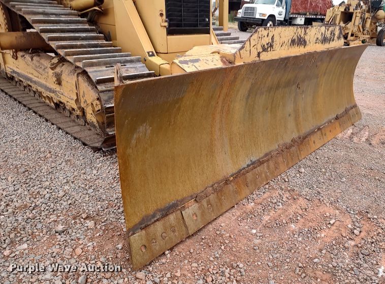 image for item LK9083 2008 Caterpillar D6N LGP  pipelayer