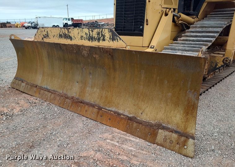 image for item LK9083 2008 Caterpillar D6N LGP  pipelayer