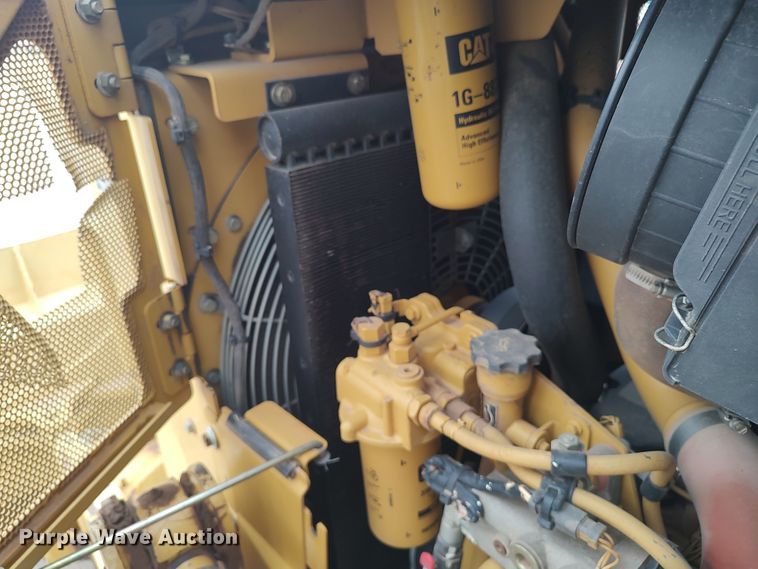 image for item LK9083 2008 Caterpillar D6N LGP  pipelayer