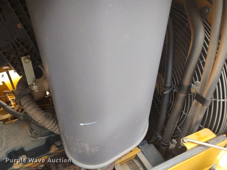 image for item LK9083 2008 Caterpillar D6N LGP  pipelayer