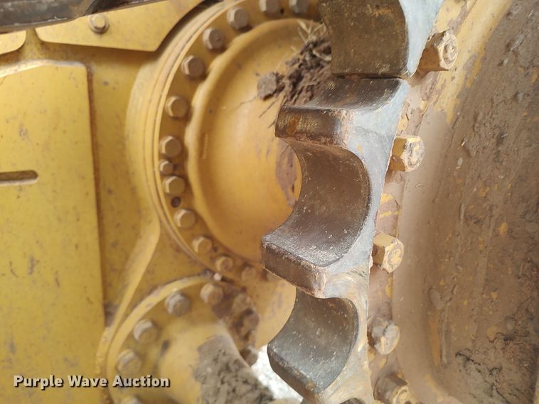 image for item LK9083 2008 Caterpillar D6N LGP  pipelayer