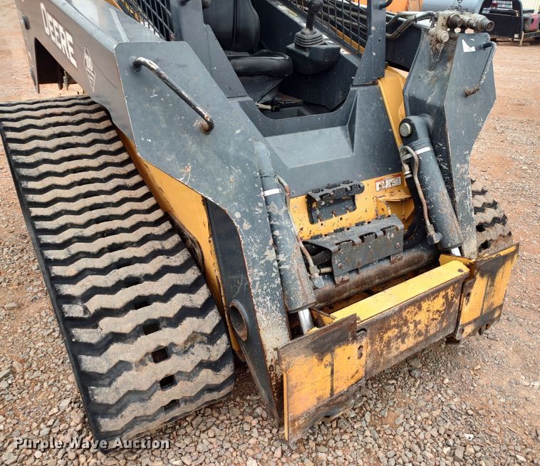 image for item LK9084 2013 John Deere 333E  tracked skid steer loader