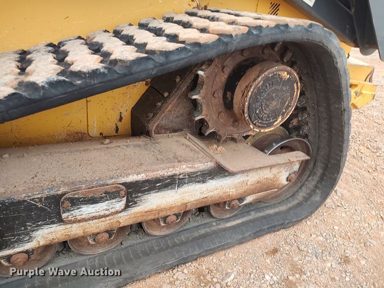 image for item LK9084 2013 John Deere 333E  tracked skid steer loader